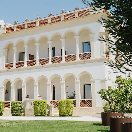 Mastropa Exclusive Bed and Breakfast 4*
